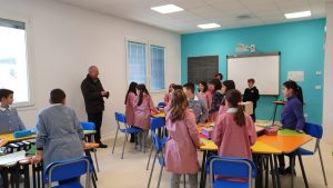 sindaco-caldarola-visita-nuova-scuola-2-300x169