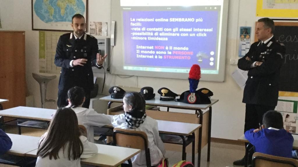 legalità-carabinieri-scuola-2-1024x576