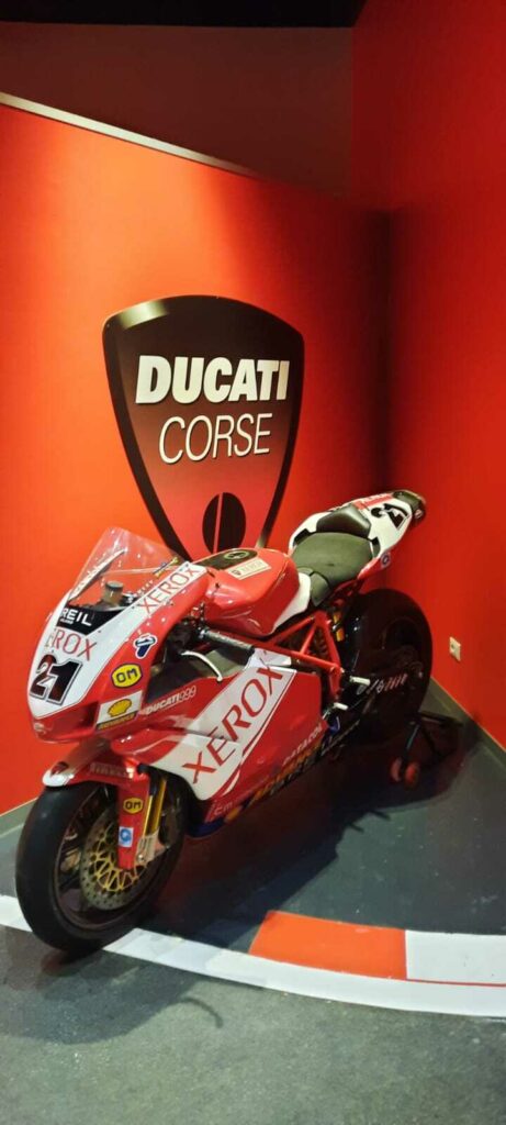Ducati-Ipsia-Corridoni-4-461x1024