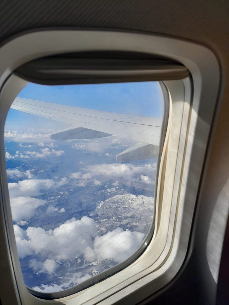 Volando-sopra-il-mare-di-nuvole