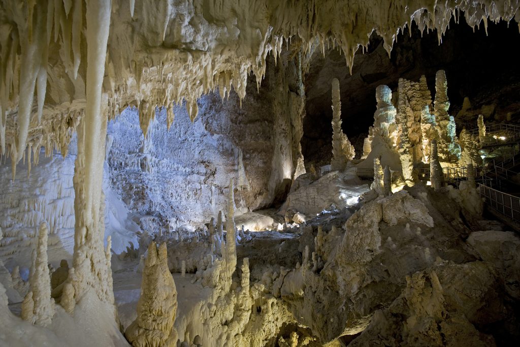 Grotte-di-Frasassi2--1024x683